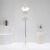 Tienda de ropa maniquí negro blanco accesorios maniquí femenino medio cuerpo maniquí femenino tienda de ropa escaparate maniquí soporte de exhibición cuerpo completo