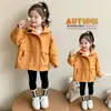 Abrigo para Niñas Primavera y Otoño 2026 Nueva Moda Infantil de Otoño Chaqueta Casual Elegante para Bebés Niñas Top de Otoño