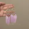 Brincos Exóticos de Franja com Penas Estilo Étnico Boêmio Suave Retrô Gancho de Orelha Estilo Férias em Yunnan Brincos de Viagem