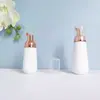 En stock botella cónica blanca de espuma de 60 ml, botella espumadora de PET para mousse de 100 ml, dispensador portátil de espuma facial