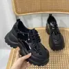 Mocasines de plataforma negros estilo británico con punta redonda para mujer 2026 nuevos otoño e invierno retro versátiles con faldas zapatos de vestir