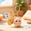 Chaveiro criativo e fofo com flocagem, figura tridimensional de desenho animado, pingente para mochila de estudante, chaveiros no atacado diretamente da fábrica