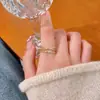 Anillo liso elegante y minimalista para el dedo índice, popular entre las influencers femeninas, anillo hueco de lujo ligero, anillo de lazo de estilo coreano de nicho