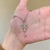 Colar Titanium Aço Integral Letra H Sênior de Nicho Corrente para Suéter All-match Elegante Feminino Corrente para Clavícula Acessórios de Cyber Celebridade Corrente de Colar