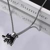 Collar con forma de cuchillo y gato de acero inoxidable con diseño transfronterizo, bonito collar japonés de moda para mujer, con personalidad genial, joyería para parejas al por mayor