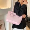 2026 Inverno Novo Estiloso e Único Moda Nicho Design Versátil Casual Simples Texturizado Bolsa de Ombro Bolsa Transversal