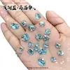 Acessórios para Unhas Azul Lago Claro com Cristais K9 Brilhantes, Sem Base, Arranjos de Diamantes Feitos à Mão, Unhas de Cristal Coloridas