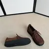 Zapatos negros mocasines marrones para mujer 2025 nuevos zapatos de otoño e invierno para mujer zapatos de cuero pequeños esmerilados mocasines de gamuza