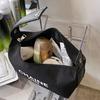 Nova bolsa de cosméticos pequena estilo Chanel, bolsa de viagem portátil para armazenamento, bolsa de higiene, bolsa clutch de moda europeia e americana