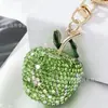 Venda Direta de Fábrica Chaveiro Maçã 3D Totalmente Strass Pingente de Fruta Charme de Bolsa Moda Exquisita Estilo Cruzado para Casais