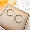 Pendientes de Bambú con Incrustaciones de Aguja de Plata en Forma de C, Pendientes Versátiles y de Alta Gama, Pendientes de Lujo Exquisito Accesible de Nicho al por Mayor para Mujeres