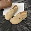 Moda de mujer verano 2026 Zapatos Boken, nuevo estilo con corte profundo y hebilla, aumento interno de altura, decorativos, completamente cerrados, cómodos de poner