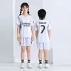 2526 Nueva Temporada Uniforme de Fútbol para Niños Conjunto Jardín de Niños Primaria y Secundaria Estudiante Jersey Compra Grupal No. 7 Ronaldo No. 10 Camiseta