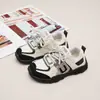 Zapatillas de papá para niños, nuevo modelo de otoño, zapatillas deportivas de malla transpirable, zapatillas casual retro para niños y niñas, zapatillas infantiles de suela suave antideslizantes