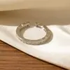 Nuevo Anillo Calado Completamente Incrustado con Diamantes Transfronterizo, Versión Ancha con Incrustaciones de Diamantes, Moderno y Elegante, Anillo Abierto Ajustable para el Dedo Índice