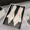 Elegantes Sandalias Slingback de Satén con Lazo y Punta Fina para Mujer Estilo Nuevo Primavera 2025 Zapatos de Salón de Satén con Punta Fina y Tacón de Gato para Mujer