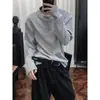 2026 Nova Camiseta Henley de Manga Longa com Costela para Primavera e Outono Masculina Cor Sólida Gola Alta Meio Aberta com Botão Simples Solta