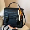 Mochila Moda Femenina Versátil Diseño de Nicho Mochila de Viaje Estilo Coreano Femenino Calle Trendy Retro Bolso Cruzado de un Solo Hombro