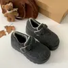 Zapatos de algodón versátiles de estilo retro, casuales y cómodos para mujer, nueva moda, punta redonda, cálidos, de algodón para mujer para otoño e invierno 2026
