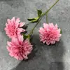 Flores Artificiales para Bodas, Dalia de 3 Cabezas Escenario para Salón de Bodas, Arreglos Florales, Decoraciones de Caminos, Muebles para el Hogar, Fabricantes de Flores