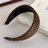 Faixa de Cabelo Larga Estilo Coreano Ins Camurça Estampa de Leopardo com Esponja Design de Coroa Alta Acessório de Cabelo para Mulheres