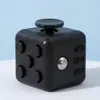 Fabricantes de origen en stock al por mayor 3.3cm agujero abierto cuadrado hilos de descompresión descompresión cubo de Rubik infinito dados juguetes