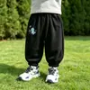 Nuevos estilos de primavera y otoño para exportación: Pantalones deportivos para niños, pantalones casuales y pantalones de chándal, adecuados tanto para niños como para niñas, de estilo coreano, diseñados para uso en exteriores