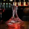 Decantador de vino de cristal sin plomo decantador de vino estilo europeo sin pie rayado grabado veta de martillo diagonal decantador de vino decantador de vino