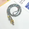 Cadena Colgante para Teléfono Móvil de Perlas Redondas Completamente Diamantadas Correa Larga de Rhinestone Cruzada Colgante de Bolso con Perlas Doradas Modelo Popular de Venta Caliente en Comercio Exterior para Mujeres