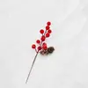 Set Navideño Combinado de Gran Venta Transfronteriza Fruta de Acebo Rojo Flor de Pino Bayas Ramo de Agujas de Pino Caja de Regalo Accesorios de Decoración Festiva