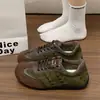 Tênis de treino retrô alemão para mulheres, nova coleção outono 2026, tênis casuais populares e versáteis, sapatos slip-on de sola macia