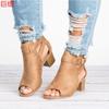 Sandalias de hebilla de tacón grueso de talla grande para mujer, novedad de primavera y verano, estación independiente de Amazon, exportación europea y americana