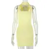 Vestido de mujer de color liso estilo europeo y americano con cuello halter, nuevo vestido ajustado al cuerpo con espalda descubierta y tirantes de amarre, nuevo vestido de otoño