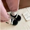 Zapatos Cálidos de Piel para Aumentar la Altura, Nuevo Estilo Invierno 2025, Estilo Popular Retro de Celebridad de Internet, Zapatos de Algodón con Suela Gruesa para Mujer