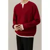 Suéter rojo de punto con cuello en V para hombre, diseño falso de dos piezas, nuevo estilo otoño e invierno, tejido del año zodiacal, chaqueta de capa interior, top de Año Nuevo
