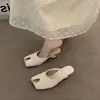 Primer Encuentro Brisa de Tarde de Verano Tacones Altos Sandalias de Punta Cerrada Bohemias de Nicho para Mujer Ropa de Exterior Vacaciones de Verano 2026 Tacón Grueso Tejido