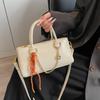 Bolso pequeño con textura popular de este año para mujer primavera y verano 2025 nuevo bolso de mensajero de un solo hombro bolso cuadrado pequeño portátil informal coreano