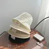 Fábrica de Gorros de Pescador Tejidos En Stock Verano Calado Transpirable Gorro de Pescador Protección Solar Sombrero de Cubo Que Hace que la Cara Parezca Más Pequeña Sombrero para el Sol