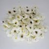 Material de corona hecho a mano DIY simulación mini flor de margarita de tres capas flor de seda adorno caja de flores caja de dulces flor decorativa