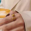 Moda Europeia e Americana Anel de Aço Titânio para Mulheres Nicho Ins Borboleta Coração Estilo Minimalista Anel Ouro 18K Temperamento Joias da Moda