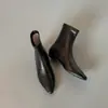 Botas curtas femininas elegantes 2026 estilo coreano moda tendência primavera e outono novo bico fino salto baixo britânico finas botas de moda