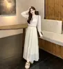 Conjunto de Dos Piezas Estilo Coreano para Mujer Talla Grande Otoño/Invierno: Top de Encaje con Falda de Línea A Cepillada a Cuadros Preppy