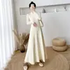 Vestido de punto acanalado cepillado ajustado con cuello semi alto estilo francés para mujer, nuevo vestido largo de línea A para otoño e invierno