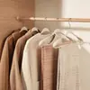 Perchas de Hombro Ancho Recubiertas de Goma para el Hogar, Perchas Antideslizantes y Amigables con la Piel, Perchas Gruesas y Reforzadas para Abrigos, Perchas para Chaquetas de Plumas para Colgar Abrigos