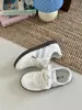 Zapatillas de Entrenamiento Alemanas de Lunares para Niñas 2026 Nuevo Otoño Suela Suave Transpirables Tenis Blancos para Estudiantes Versátiles Casuales Zapatos Blancos