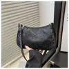 Bolsa de Axila Lisa com Relevo Colorida para Mulheres 2025 Nova de Verão Estilosa Texturizada para o Dia a Dia Ombro Mão