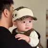 Gorro de Bebé Estilo Otoño e Invierno Cálido Engrosado Pana Cortavientos Pico de Pato para Niños y Niñas Elegante Gorra de Béisbol con Estampado de Leopardo