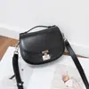 Bolsa Sela Vintage 2025 Nova Tendência Design de Nicho Feminina Transversal Ombro Moda High-End Bolsa Versátil