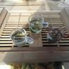 Juego de té de vidrio de borosilicato al por mayor de fábrica, taza de vidrio con asa de color, taza recta con asa pequeña, taza de té, taza de té