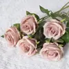Rosas de Terciopelo Simuladas, Flores Artificiales, Flores para Decoración de Bodas del Día de San Valentín, Cascada de Pared de Rosas al por Mayor